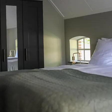 Luxe Koetshuis Op Eigen Eiland In De Achterhoek Neede