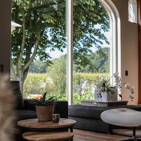 Luxe Koetshuis Op Eigen Eiland In De Achterhoek *